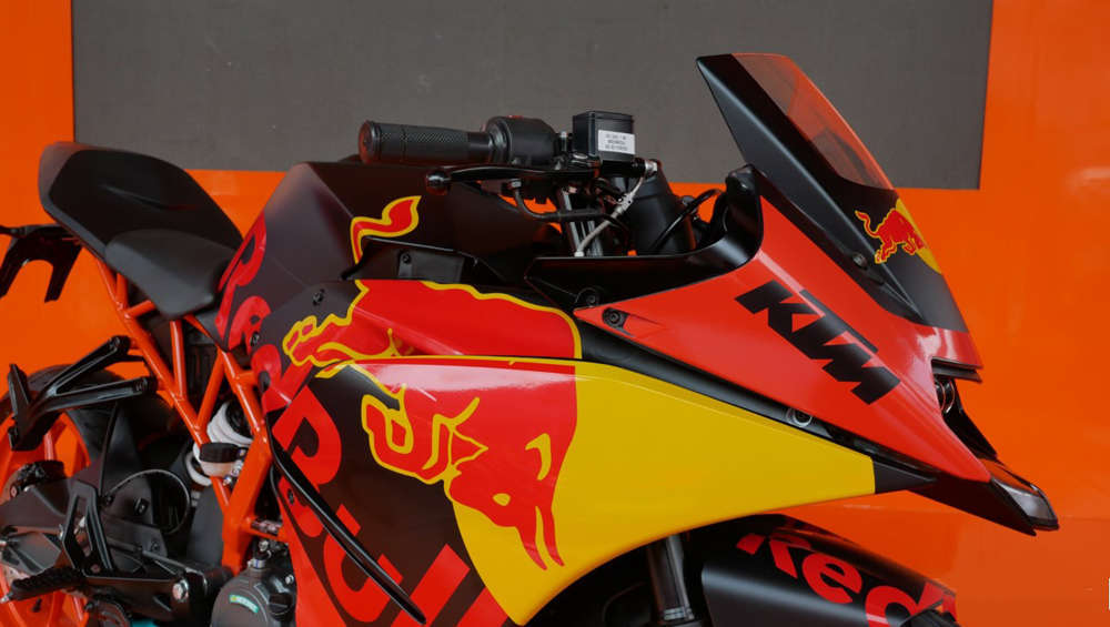 Red bull livery Moto