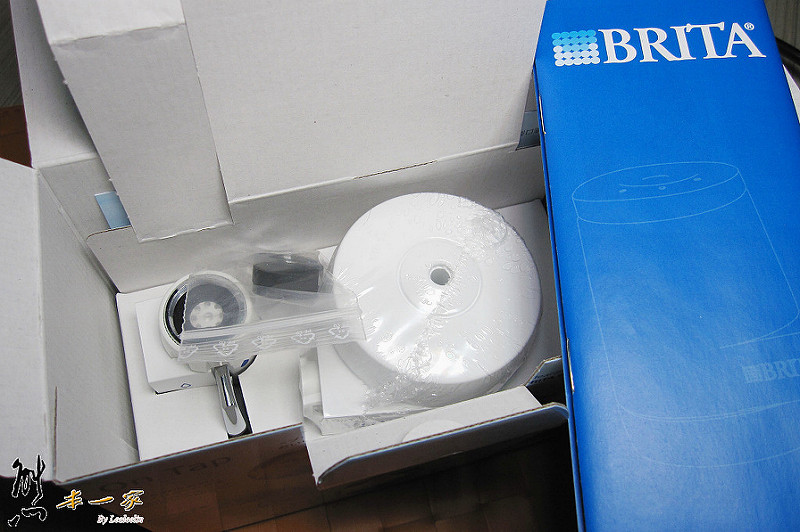 廚房濾水BRITA ON TAP龍頭式濾水器安裝DIY|PHILIPS飛利浦水龍頭型淨水器