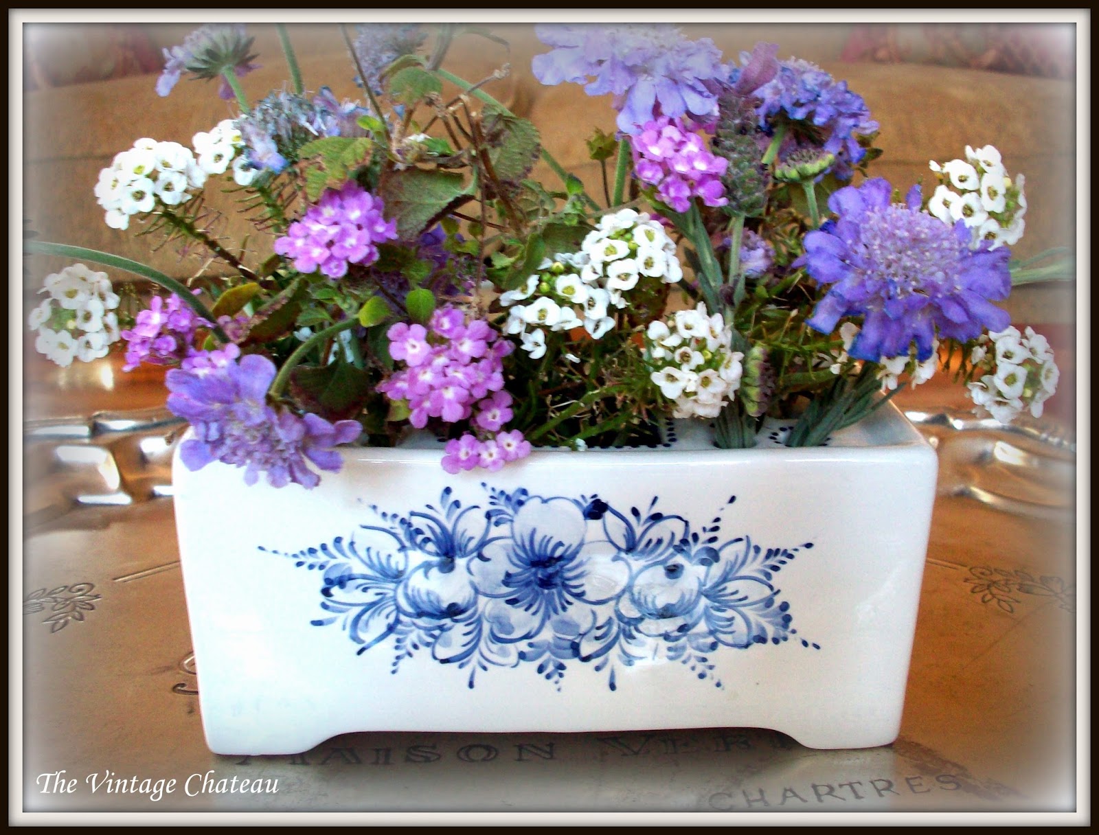 The Vintage Chateau Flower Bricks