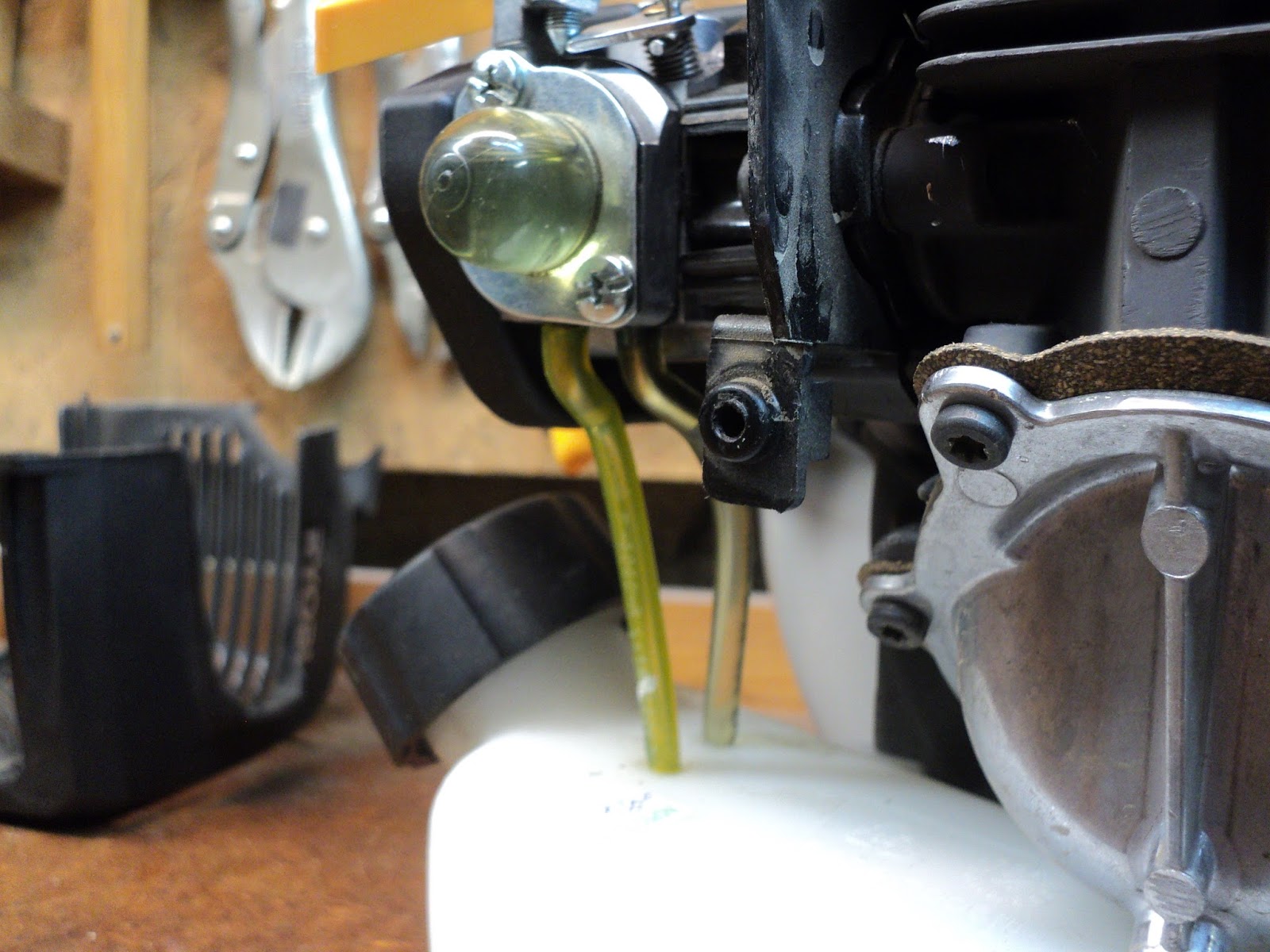 Rouge River Ryobi RY09056 Leaf Blower Carburetor Removal