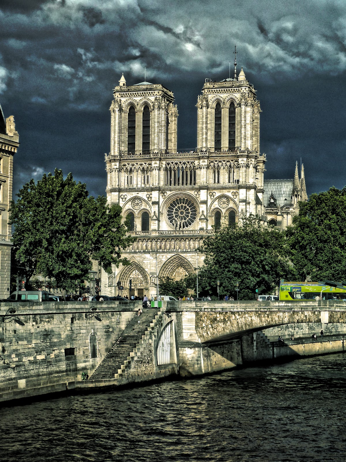 antblog: Paris: 