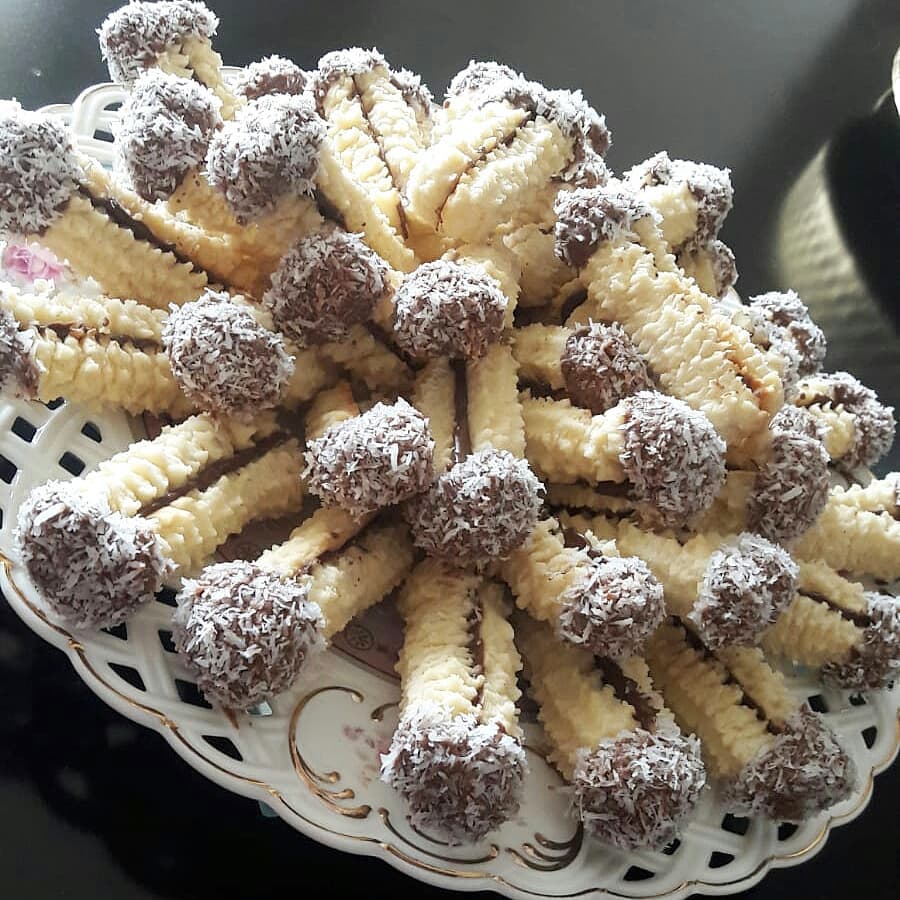 Kıyır kıyır Tırtıl Kurabiye Pratik Tarifler