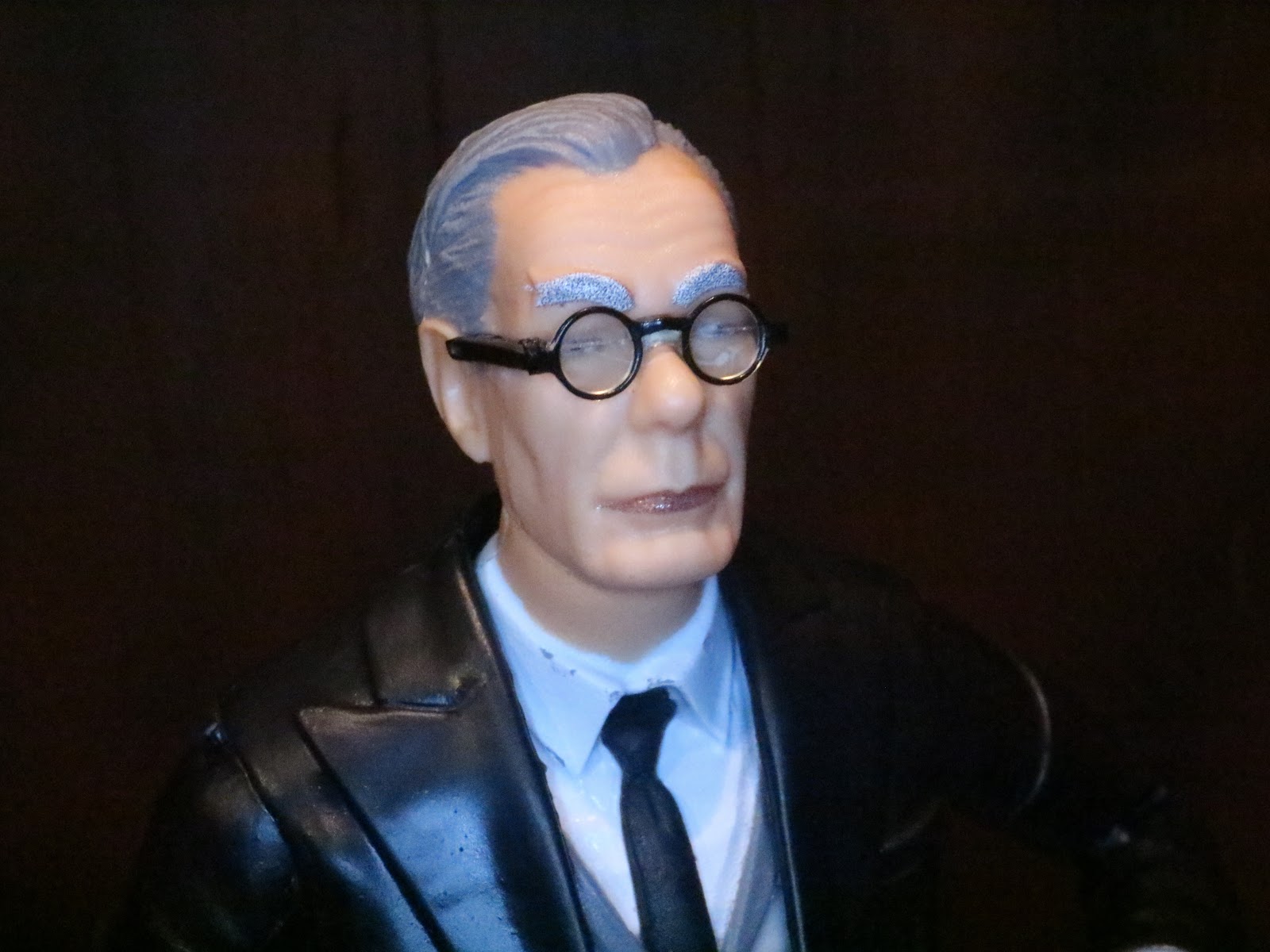 Action Figure Barbecue: Action Figure Review: Alfred Pennyworth from DC  Comics Multiverse by Mattel