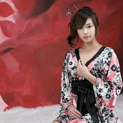 Kim Ha Yul &ndash; Kimono Robe Foto 9