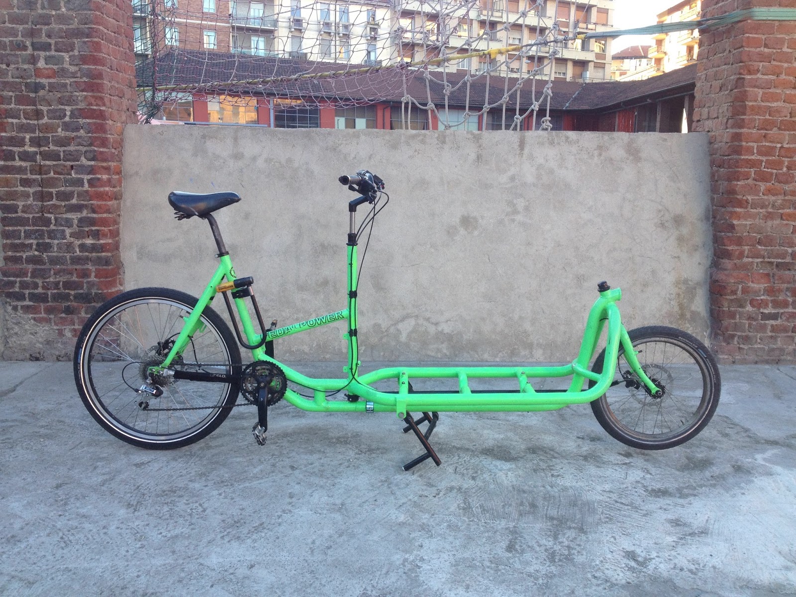 pedal power cargo bike