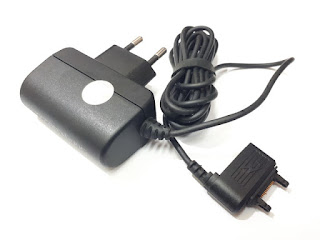 Charger Sony Ericsson CST-75 CST75 New Original 100% K800 P1i Charger Sisir Plus Handsfree Socket