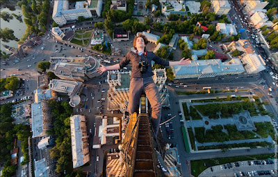 russian-daredevils-skywalking-photographs-1.jpg