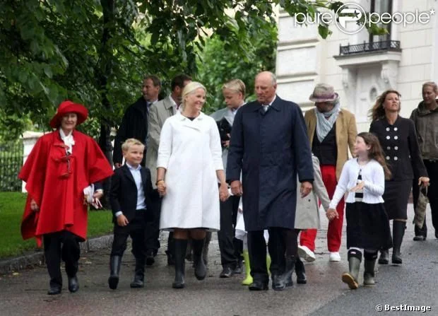 Norwegian Royal Family  attend an outdoor church service in the the Queen’s Park