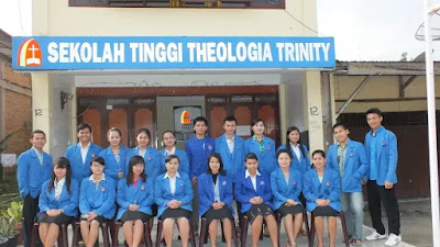 Pendaftaran Mahasiswa Baru (STT Trinity Parapat)
