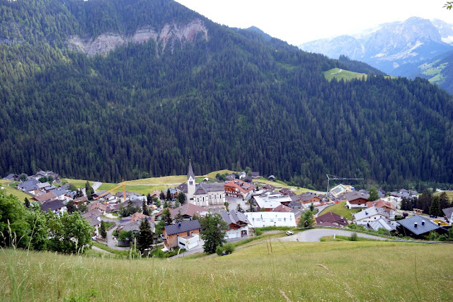 chiesetta santa barbara la val alta badia