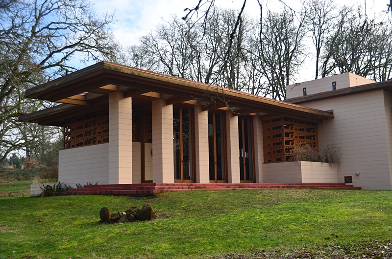 The Gordon House (Frank Lloyd Wright)