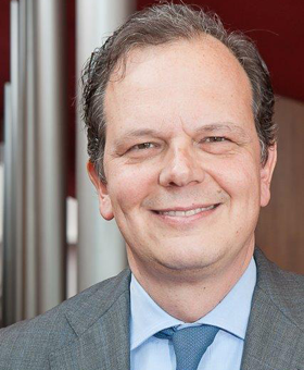 Jan van Nieuwenhuizen treedt toe tot raad van bestuur Rabobank Bank