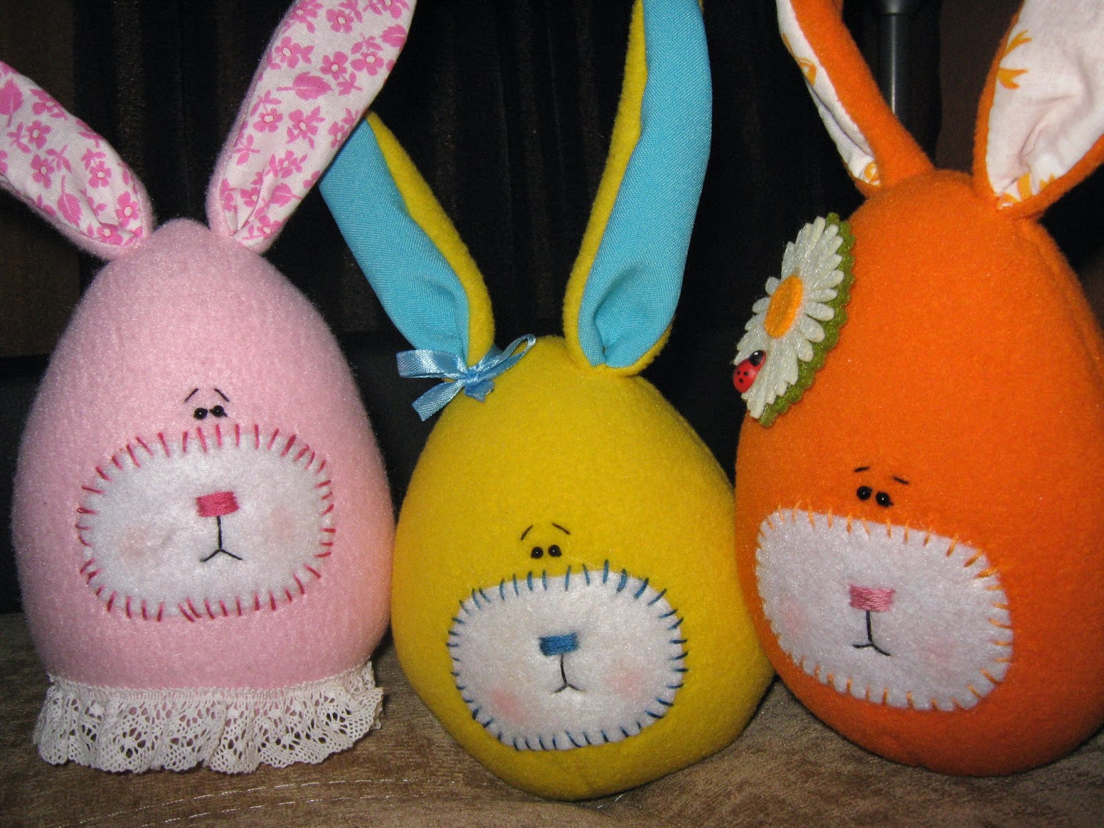 Сшить на пасху. Пасхальный цыпленок из фетра. Поделки на пасху. Сшить на пасху. Сшить на пасху.