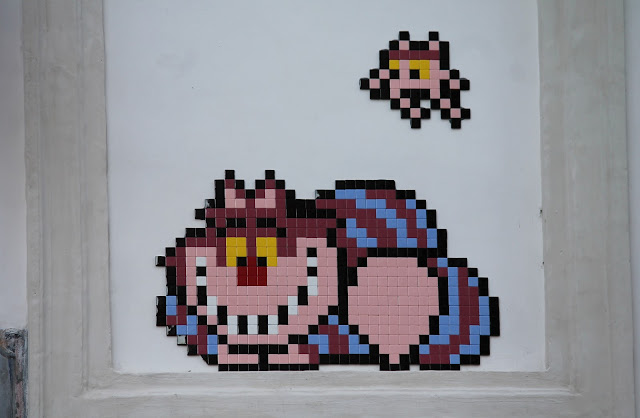 The unstoppable Invader is spending his summer in Paris where he brought to life several new pieces all over the city.