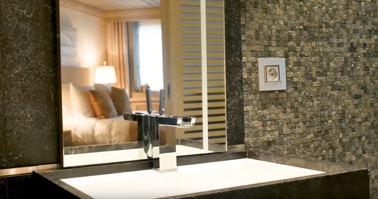 9 Photos vs. Chalet White Pearl - Val d'Isere | Isle Blue Villa Interior Design Tour