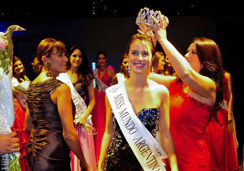 Miss Teen Universe Josefina Herrero Crowned Miss