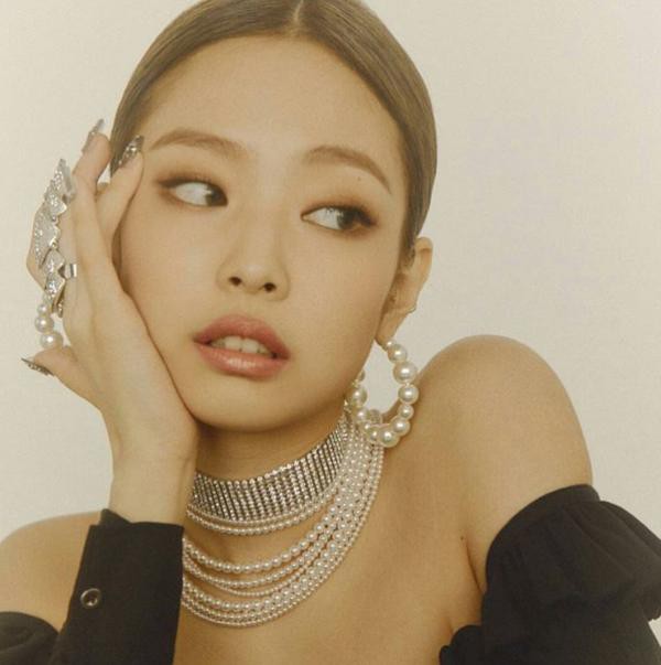 Blackpink Jennie Chanel Photoshoot : 5-HQ-BLACKPINK-Jennie-Marie-Claire ...