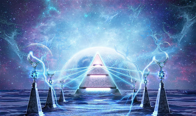 Pirâmide astral negativa, energia astral nas piramides