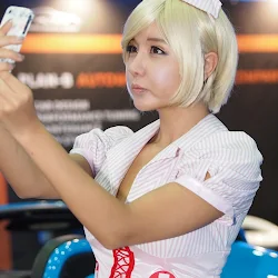 Ryu Ji Hye &ndash; Seoul Auto Salon 2012 [Part 2] Foto 25