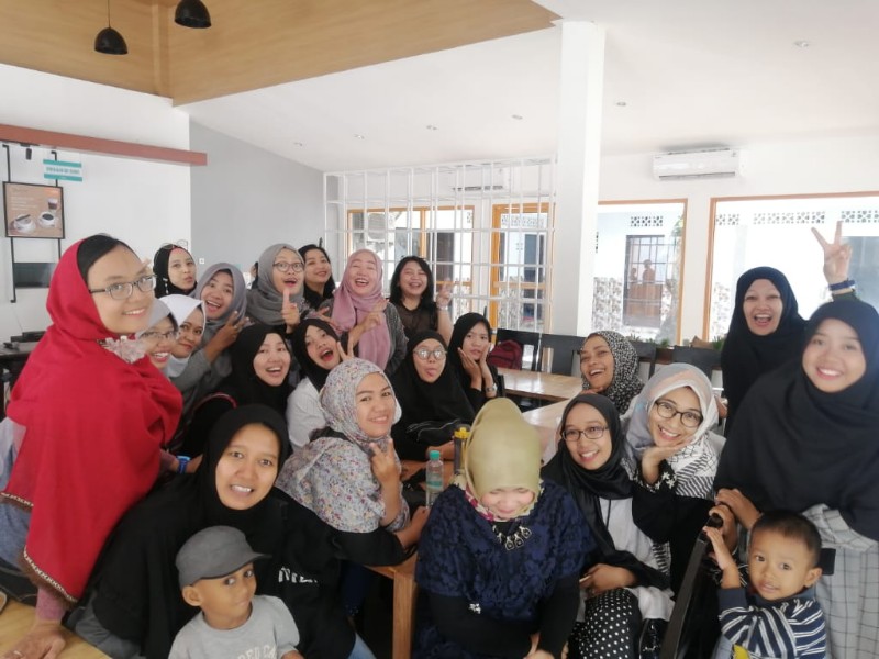 Main Bareng Sahabat di Dhadhu Board Game Cafe Semarang