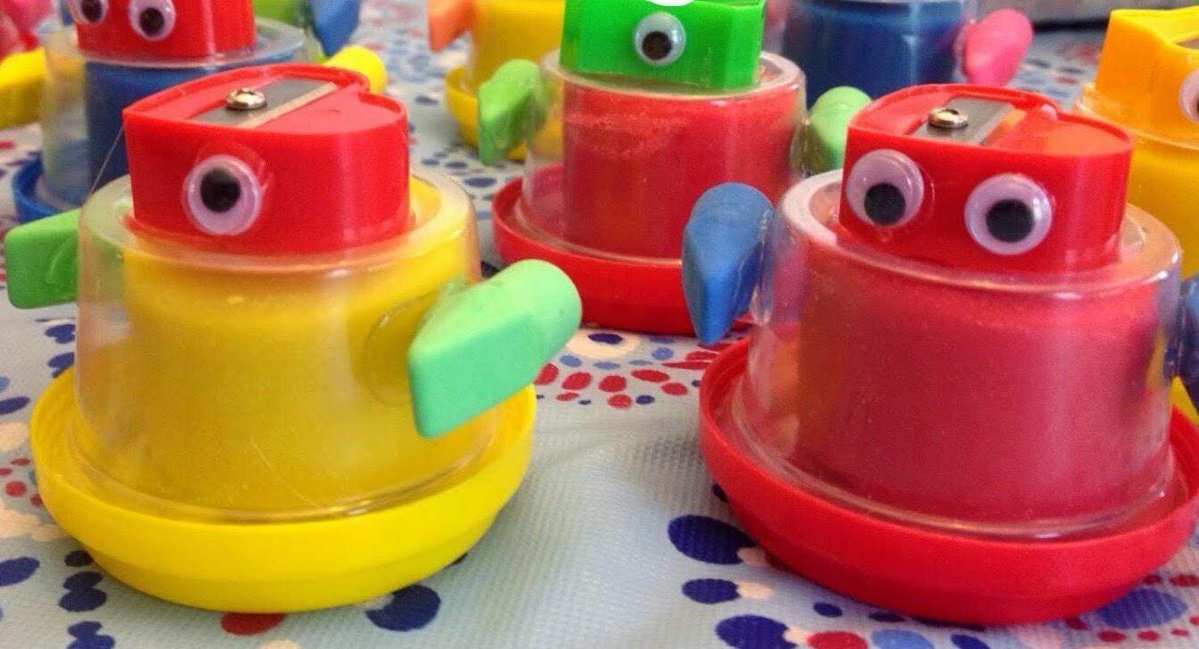 The Jersey Momma: A Robot Birthday Party and Robot Party Favors