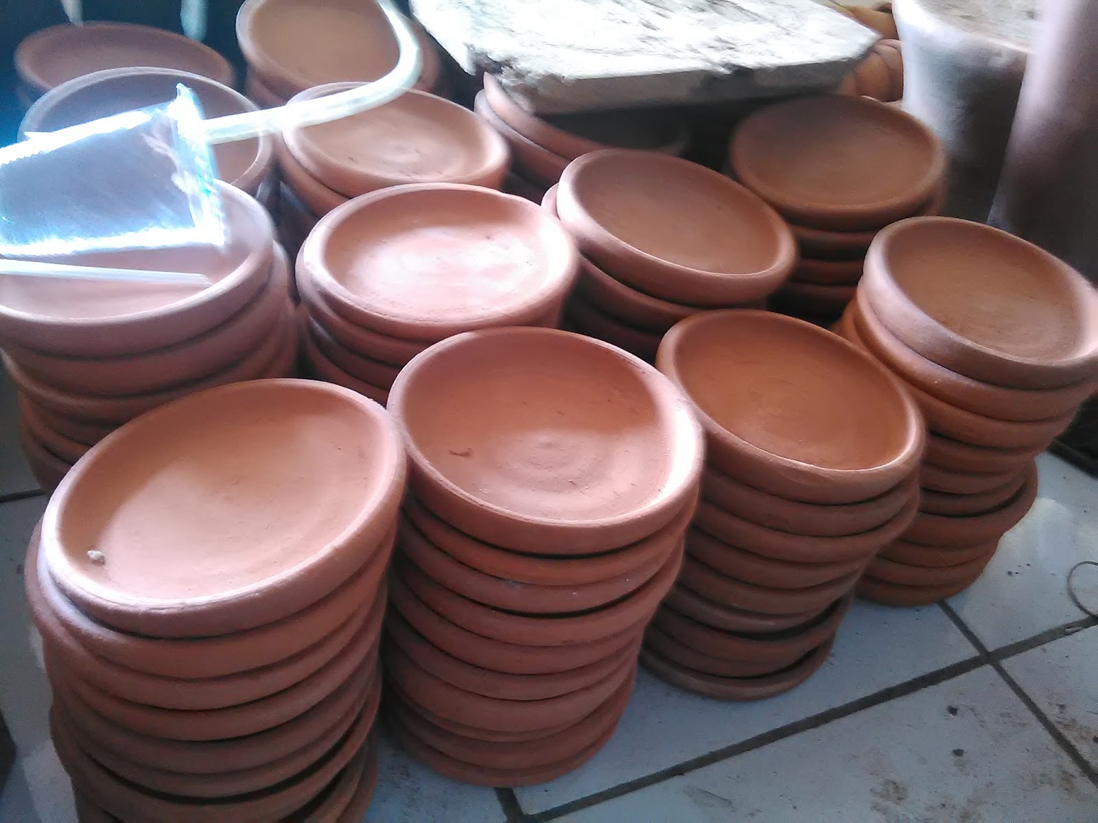 Pengiriman Pot  Terracotta  ke Kalimantan Selatan Keramik 