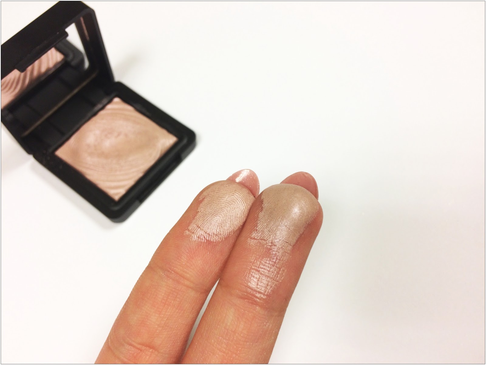 Najładniejsze cienie. KIKO Water Eyeshadow Piękny blog