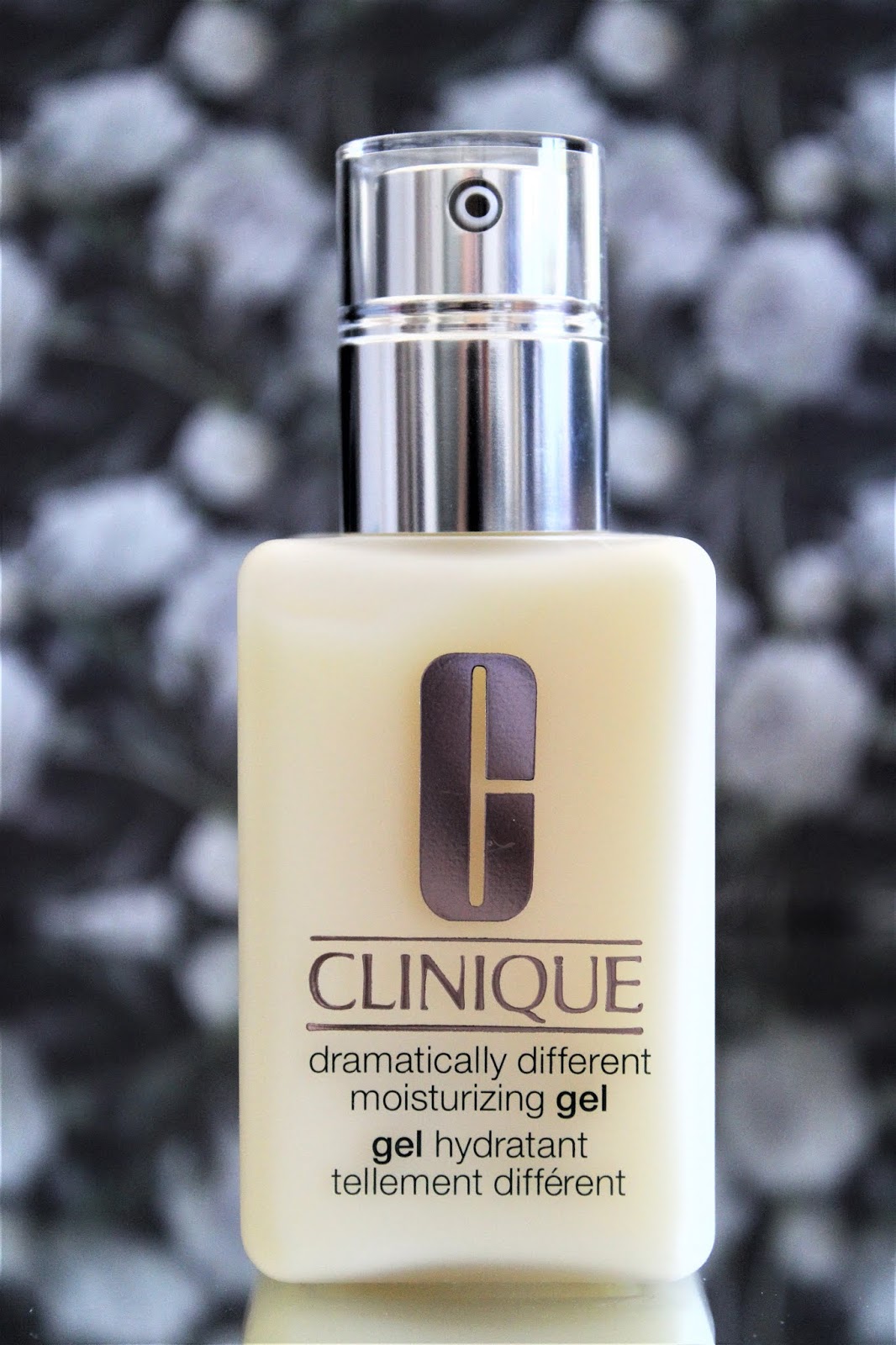 CLINIQUE GEL HYDRATANT TELLEMENT DIFFÉRENT
