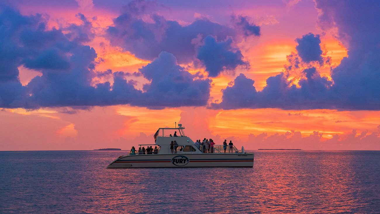 SNORKELING YOUR WAY THROUGH A PERFECT SUNSET