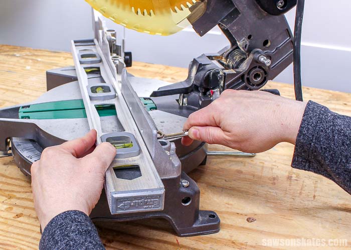 miter-saw-shop-reasons-why-your-miter-saw-is-not-cutting-straight