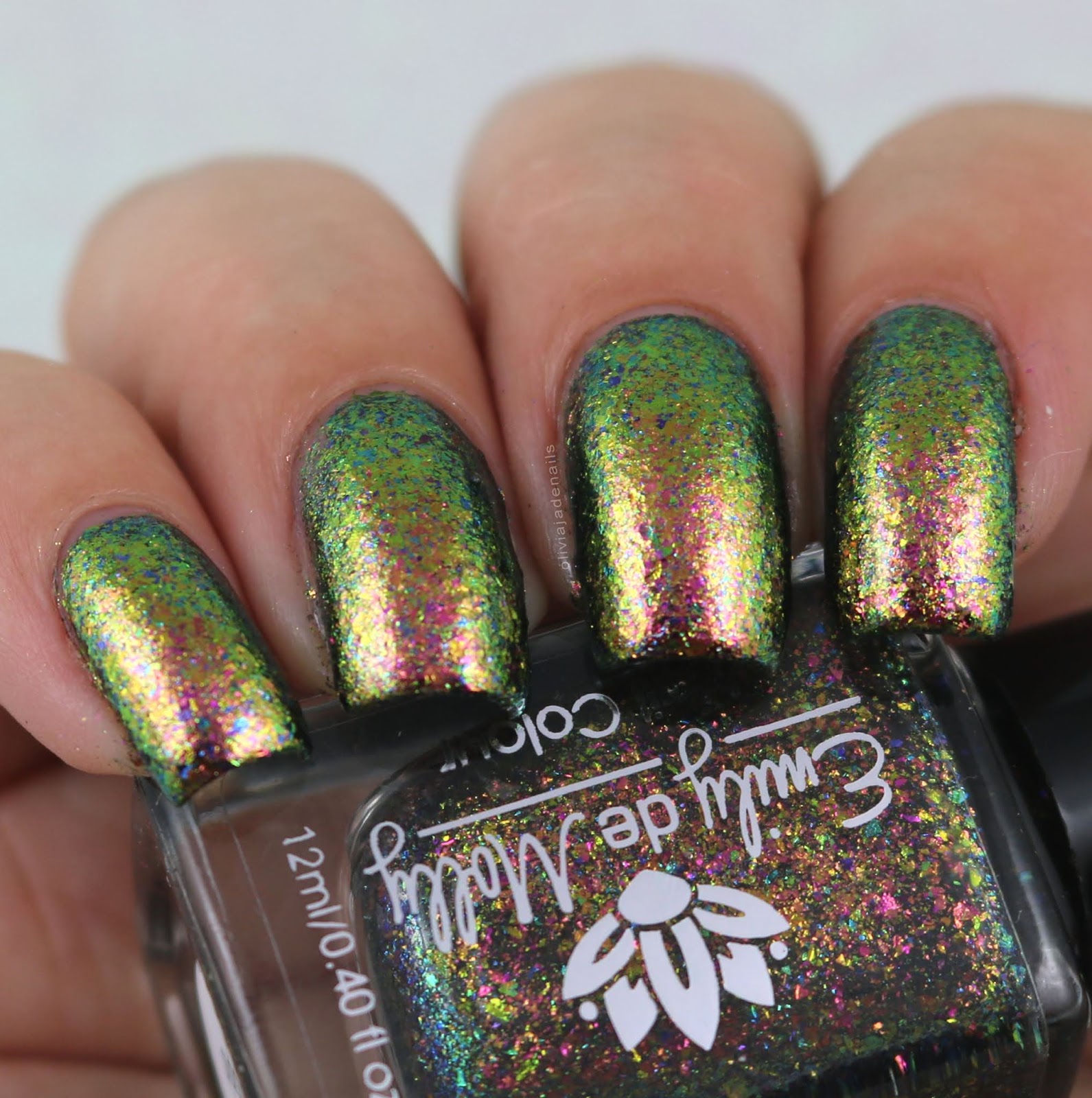 Emily de Molly Insipid swatch by Olivia Jade Nails