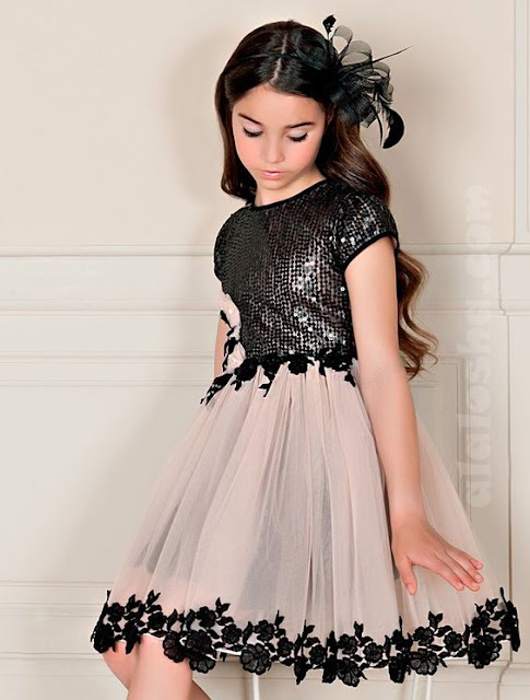 فستان أطفال مطرز قصير فستان أطفال مطرز قصير