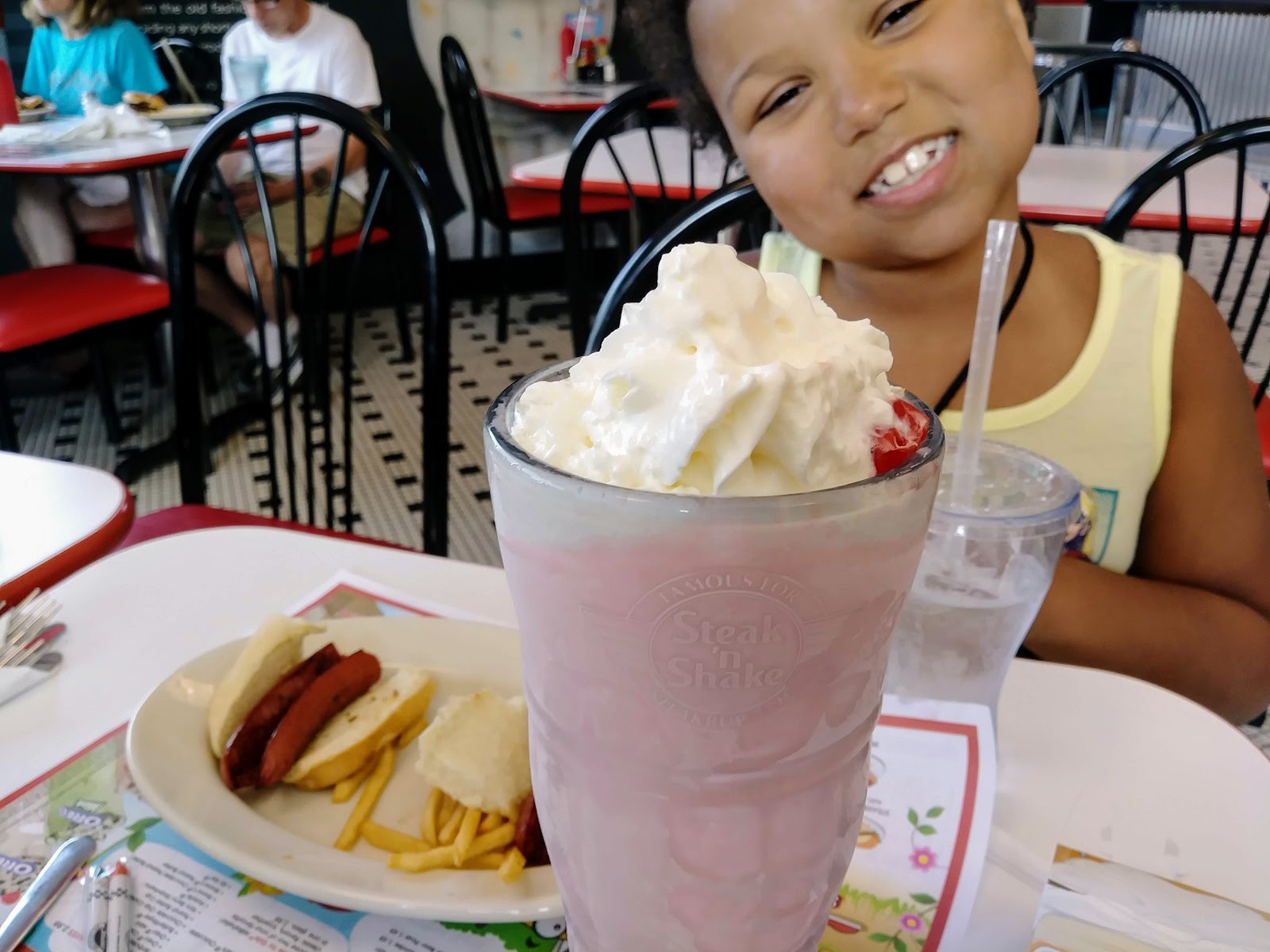 Steak 'n Shake Kids Eat Free Weekends + Enter to win a 50 gift card