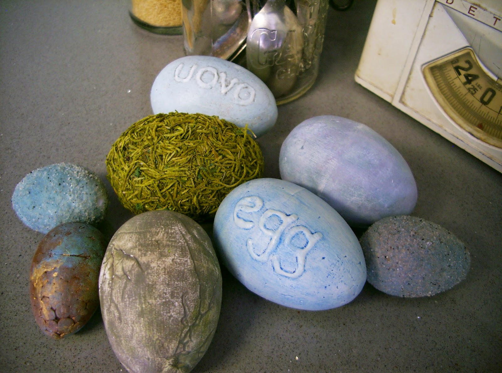 creative clutch of eggs at the createaerie ©linda nelson 2015