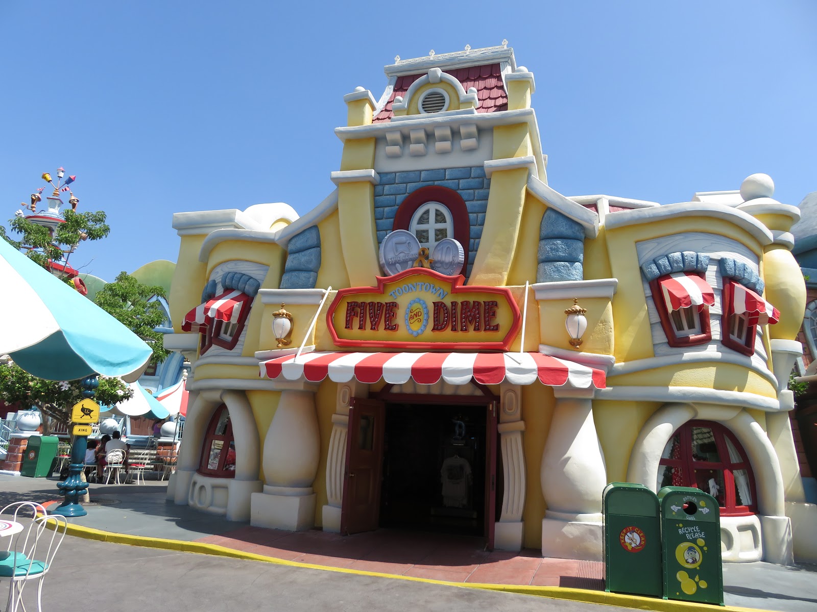 Mickey's Toontown: Disneyland Guide