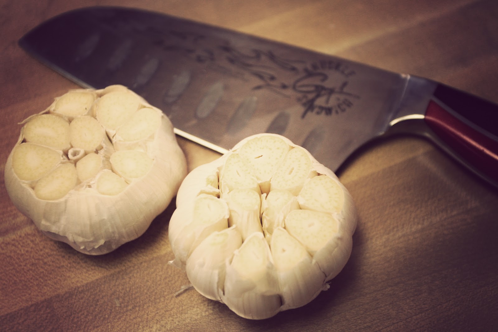 Sundae Cooking at Home Roasted Garlic Pods with a KC Strip