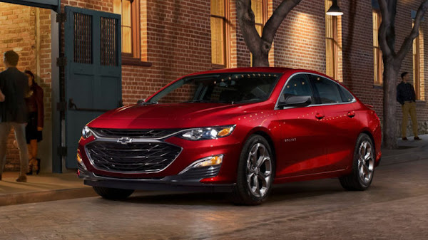 Volkswagen Golf R SportWagen