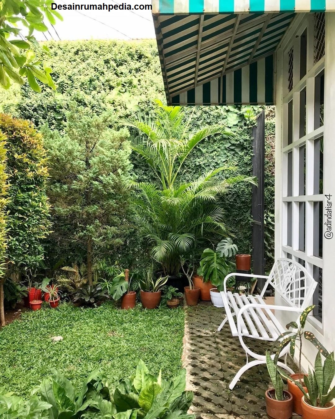 6 Desain Teras Rumah Minimalis Dengan Taman Bunga Yang Cantik dan