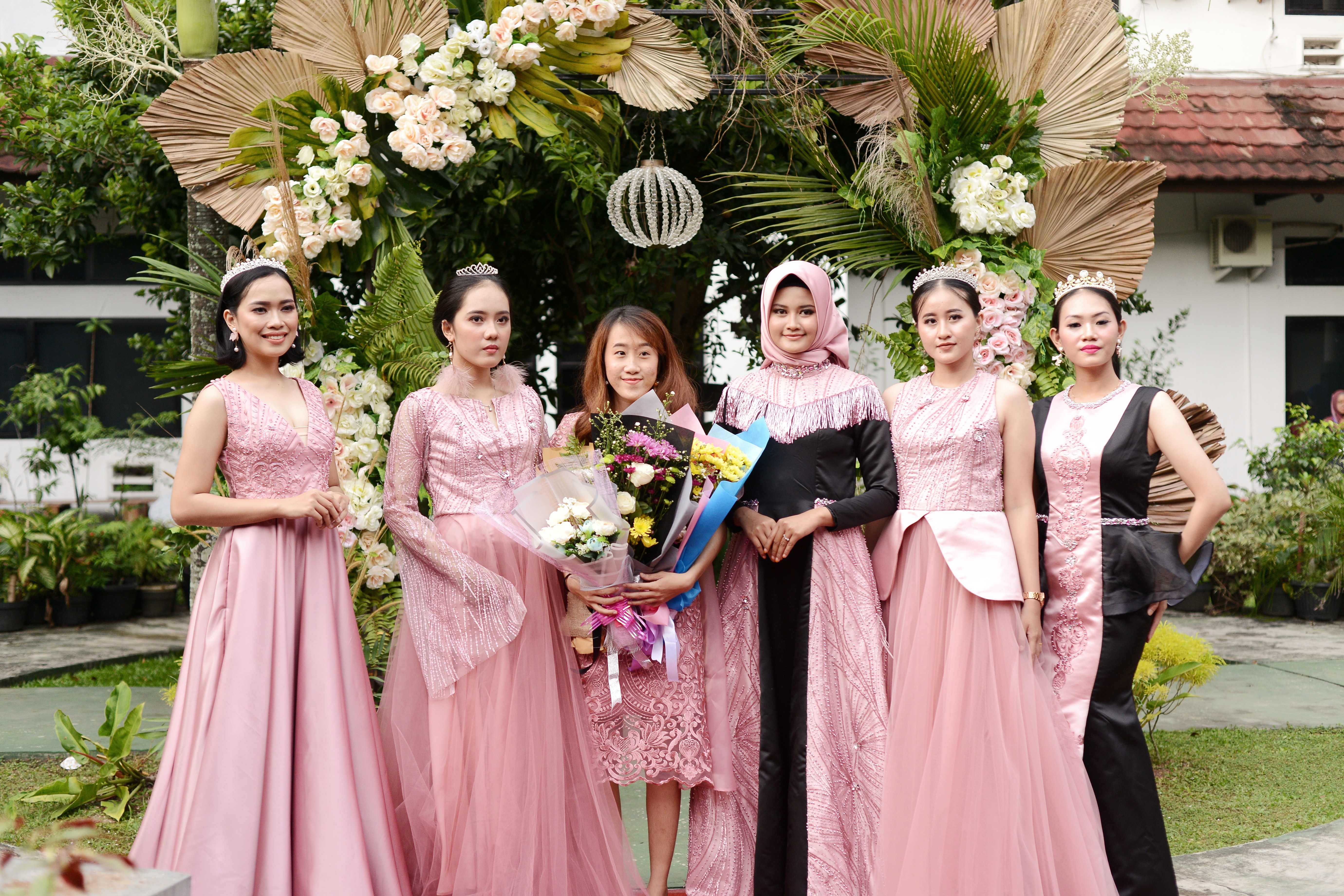 Build Style Randomizer for Fashion: Unlock Your Ultimate Wardrobe Adventure! Build Style Randomizer for Fashion: Unlock Your Ultimate Wardrobe Adventure!