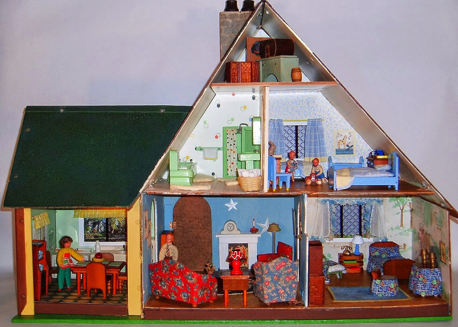 My Vintage Dollhouses My Rich Toys houses
