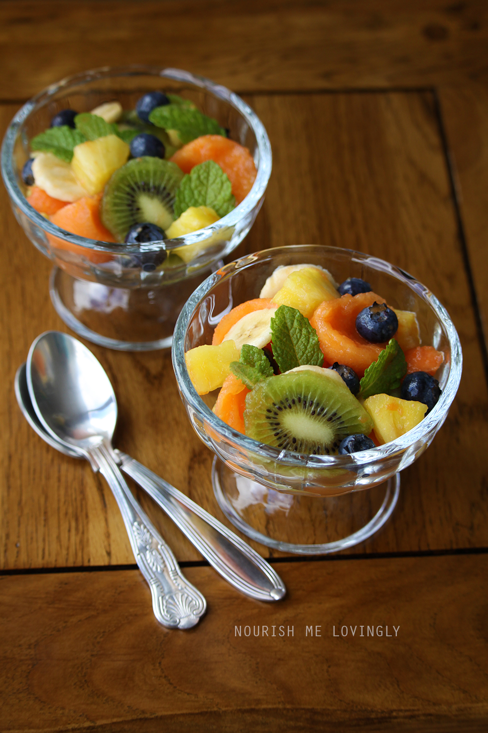 Nourish me lovingly Tropical fruit bowl (AIP, V+)