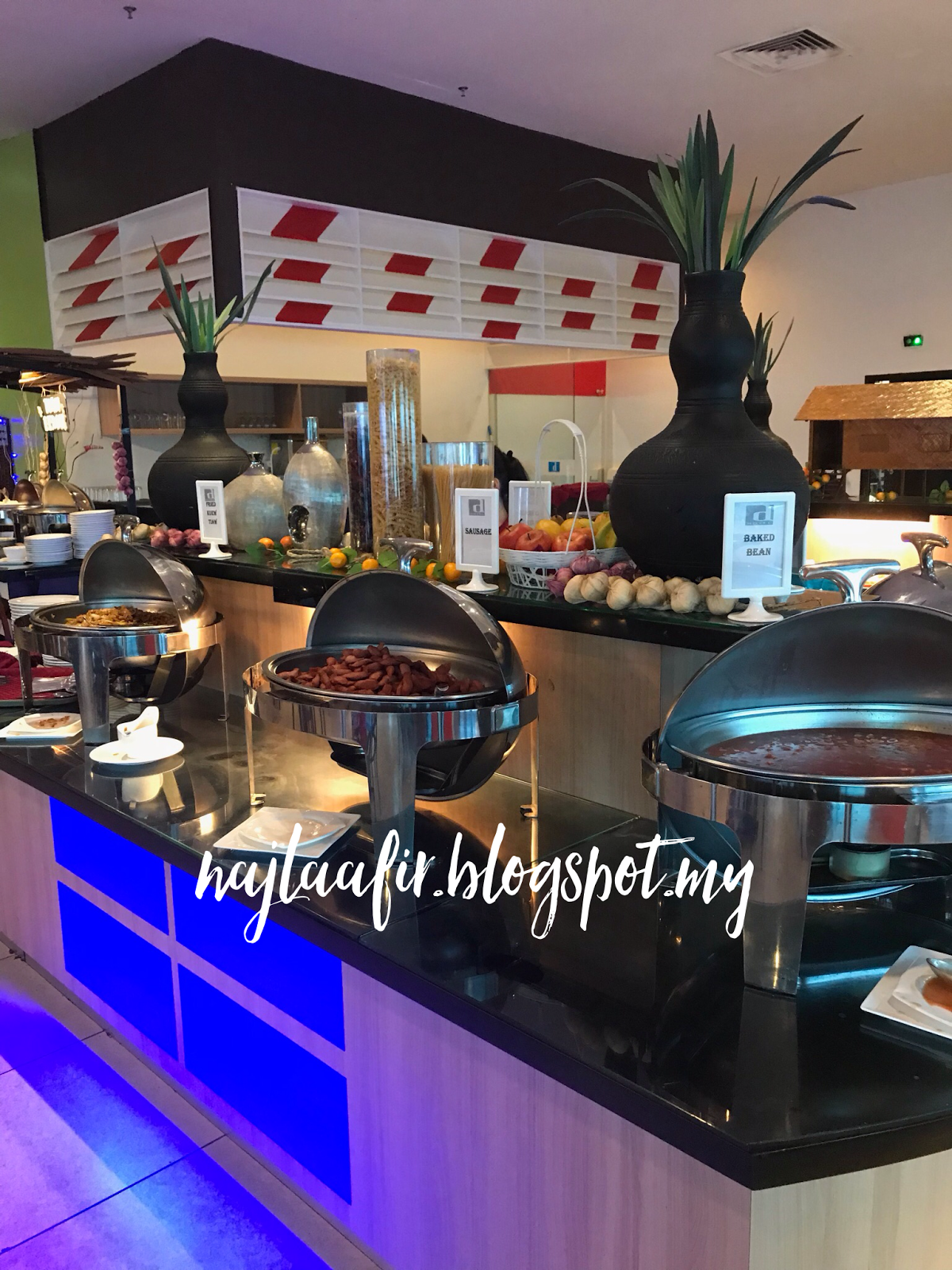 Najlaa 'Aqilah: d Hotel, Seri Iskandar, Perak Review