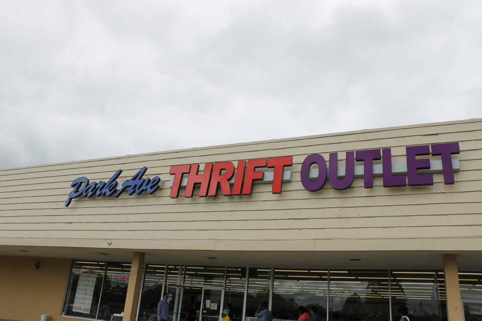 Let's Talk Thrift Park Ave Thrift Outlet Woodstock Review Two
