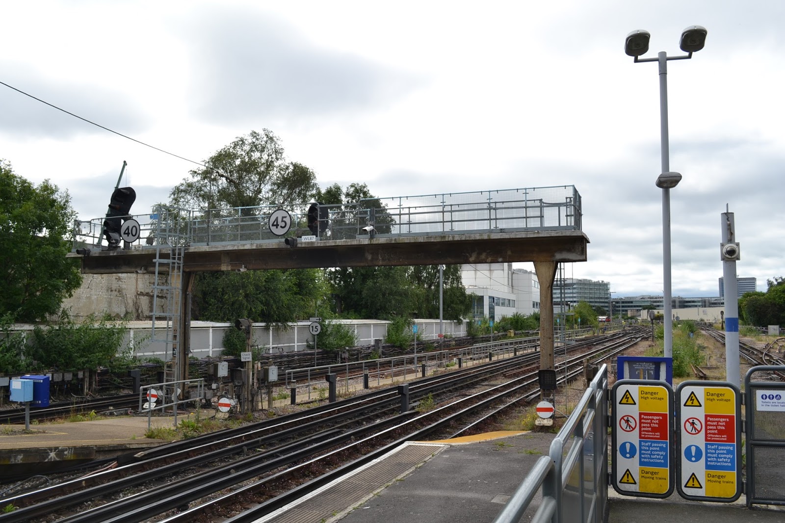 Calling at... British railway stations Acton Town (ZAT)