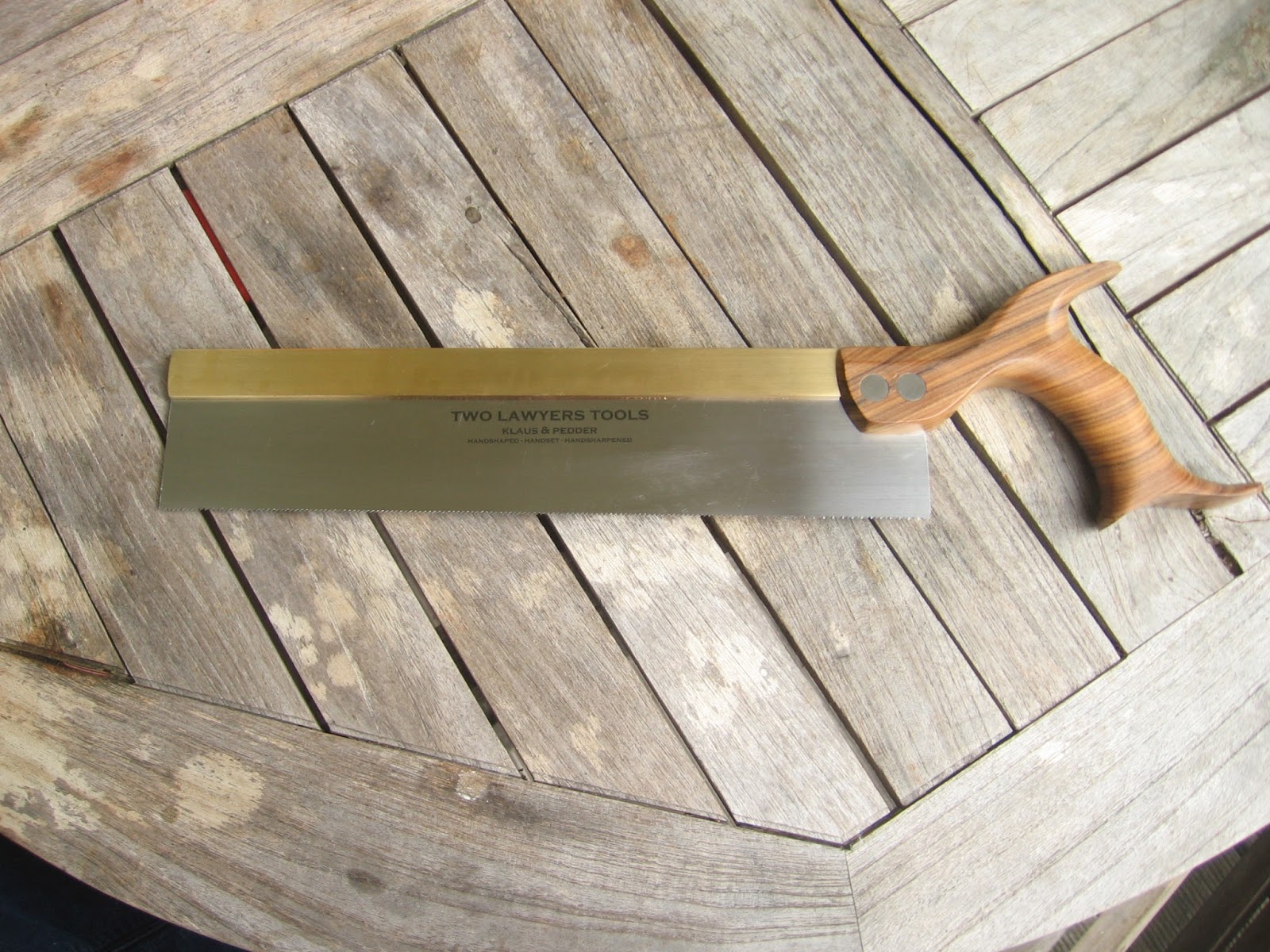 Two Lawyers Toolworks Carcase saw modern Santos