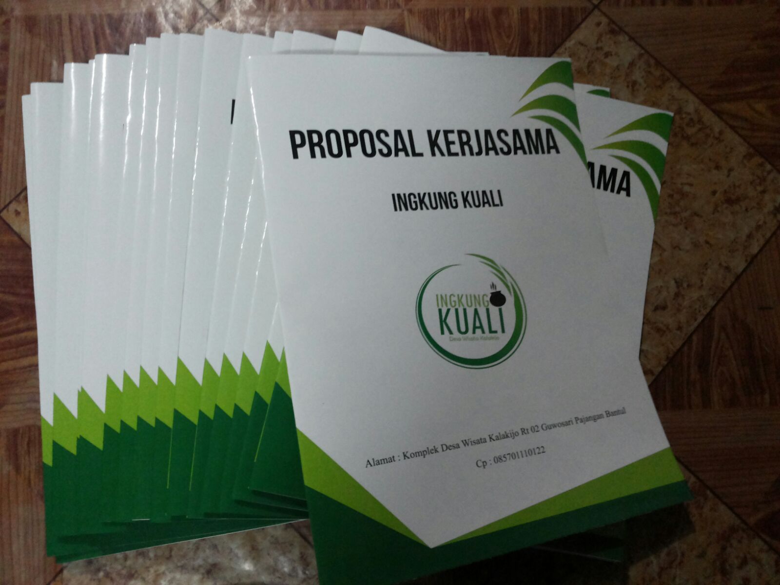 Jasa Pembuatan Proposal Kerjasama di Yogyakarta Roll Banner