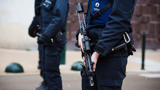 Τρεις τρομοκρατικές επιθέσεις στις Βρυξέλλες