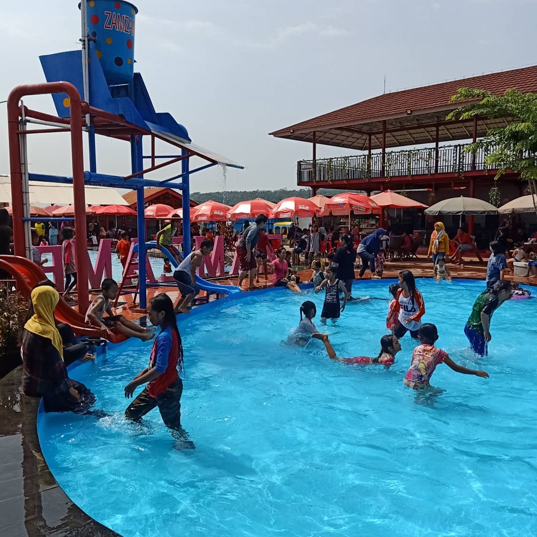 Harga Tiket Masuk Zam Zam Pool Kuningan Tour Informasi Dan Tiket Wisata 2020