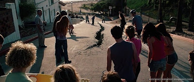 2012 movie screenshots