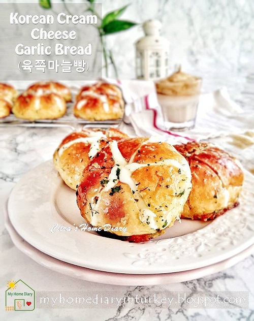 Viral Recipe. KOREAN CREAM CHEESE GARLIC BREAD  (육쪽마늘빵). With video. | Çitra's Home Diary.